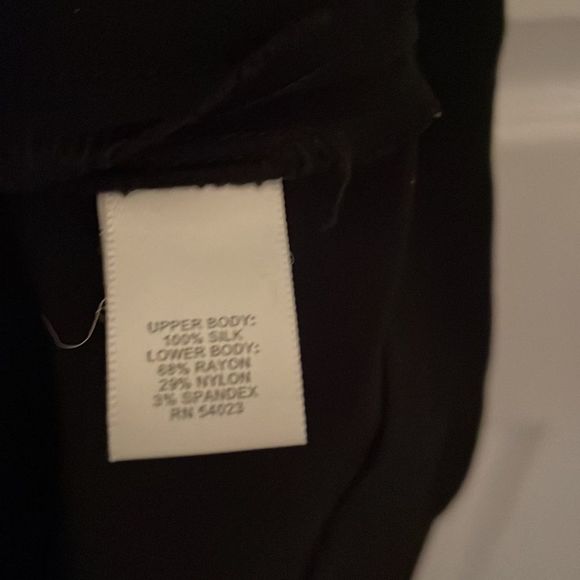 Banana Republic Melanie Silk Wrap Neck 2 Piece Dress Size 2 Petite - Picture 4 of 5